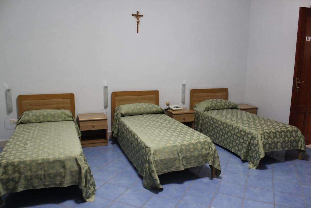 Ancelle Sorrento - Casa D'Accoglienza Otel Castellammare di Stabia Dış mekan fotoğraf
