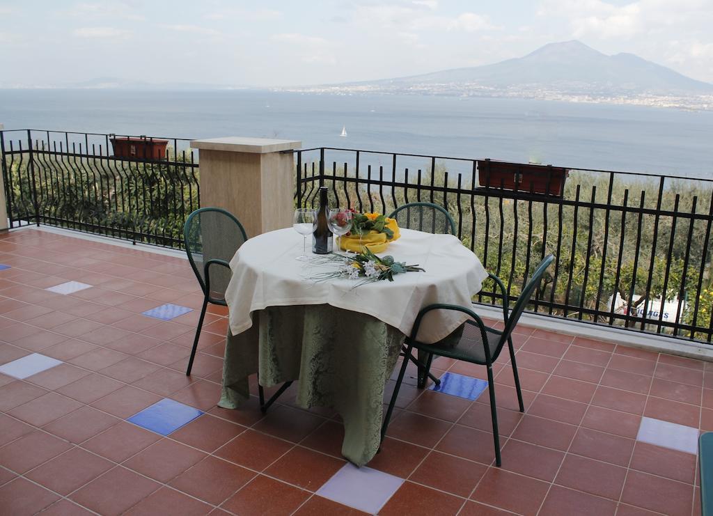 Ancelle Sorrento - Casa D'Accoglienza Otel Castellammare di Stabia Dış mekan fotoğraf