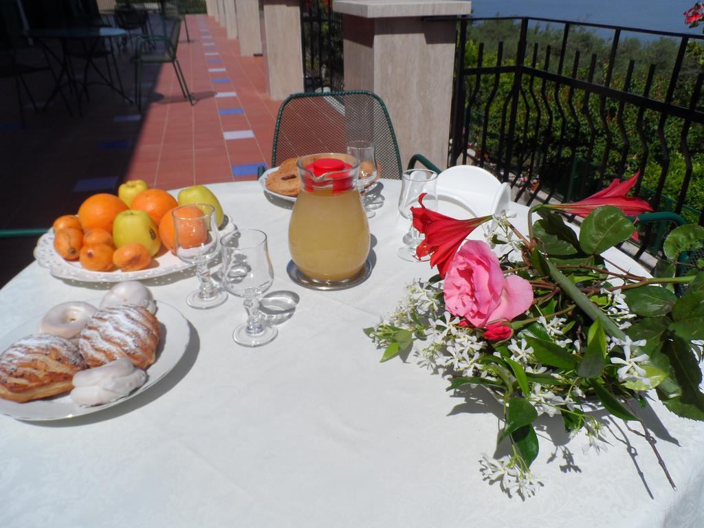 Ancelle Sorrento - Casa D'Accoglienza Otel Castellammare di Stabia Dış mekan fotoğraf