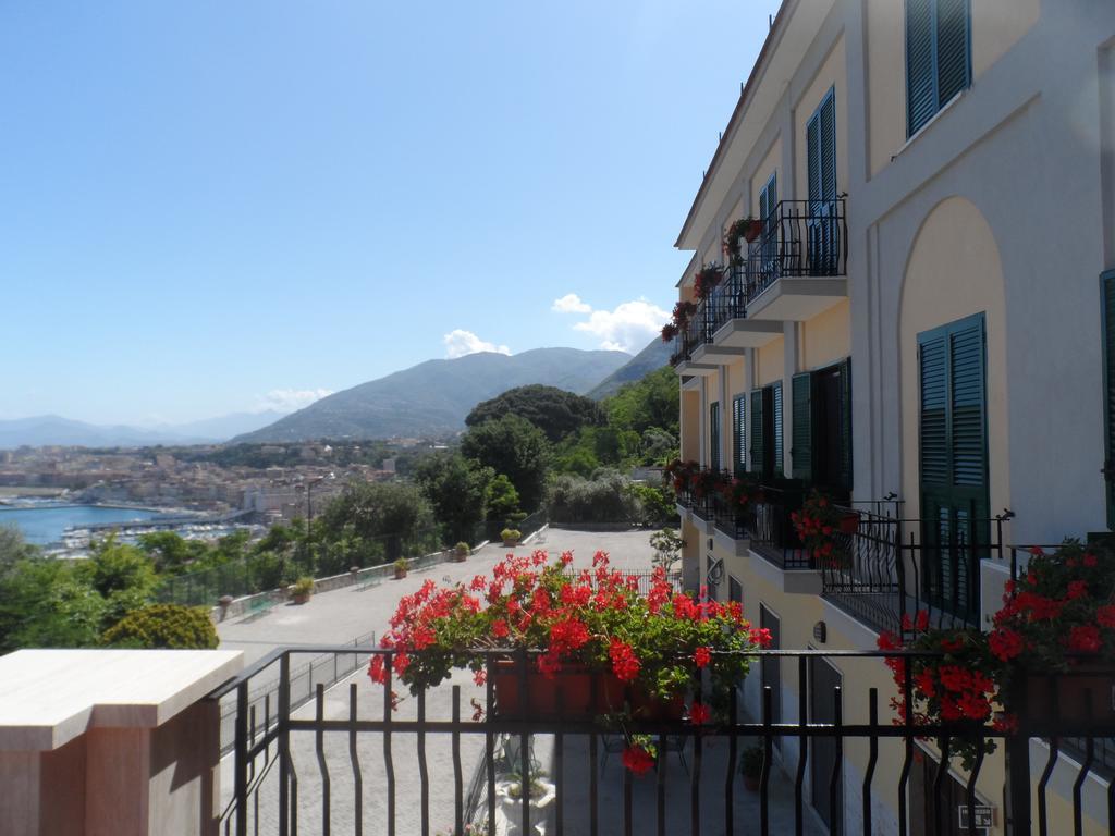 Ancelle Sorrento - Casa D'Accoglienza Otel Castellammare di Stabia Dış mekan fotoğraf