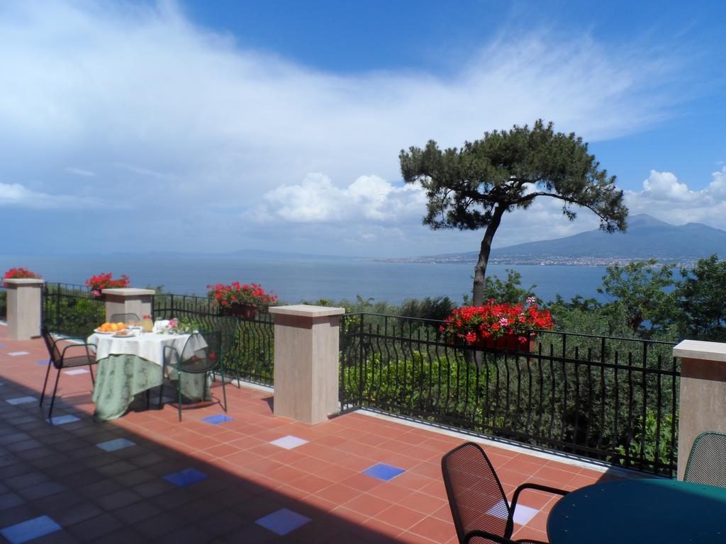 Ancelle Sorrento - Casa D'Accoglienza Otel Castellammare di Stabia Dış mekan fotoğraf