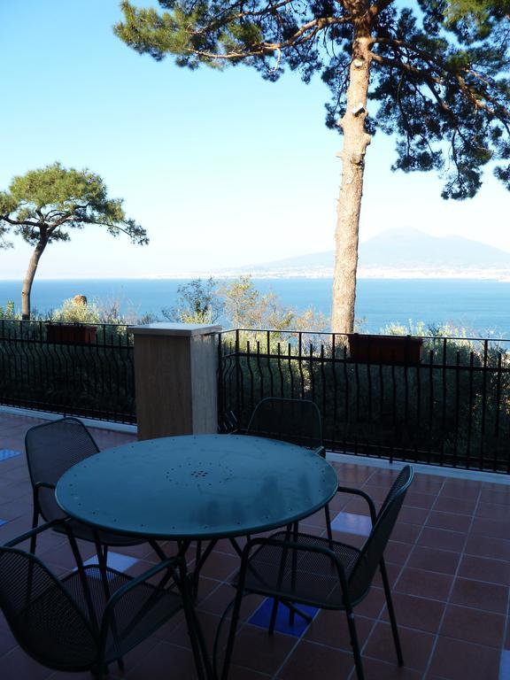 Ancelle Sorrento - Casa D'Accoglienza Otel Castellammare di Stabia Dış mekan fotoğraf